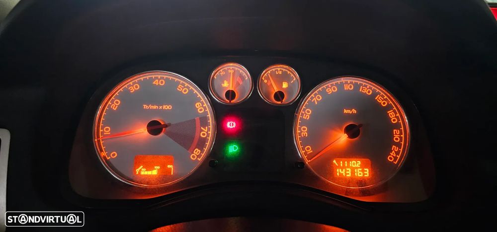 Peugeot 307 2.0 16V XSi - 9