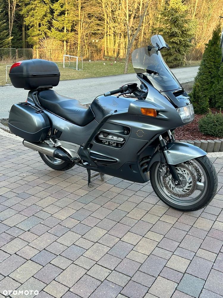 Honda ST - 1