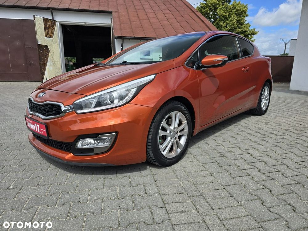 Kia Ceed - 10