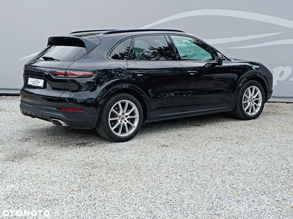 Porsche Cayenne Standard - 19