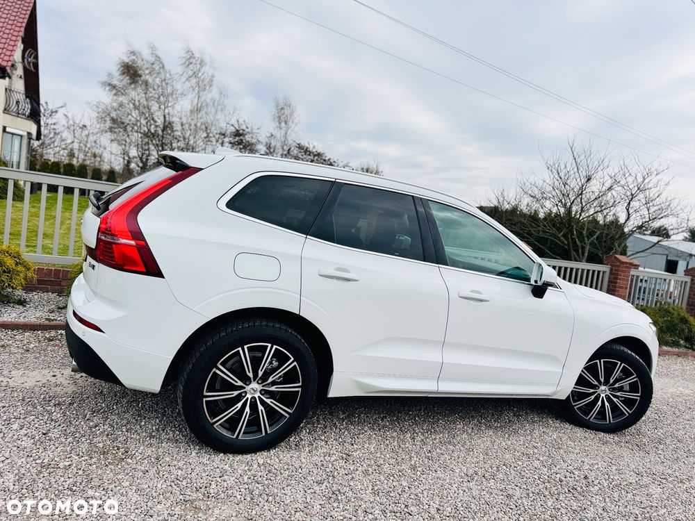 Volvo XC 60 B4 D AWD Geartronic Momentum Pro - 21