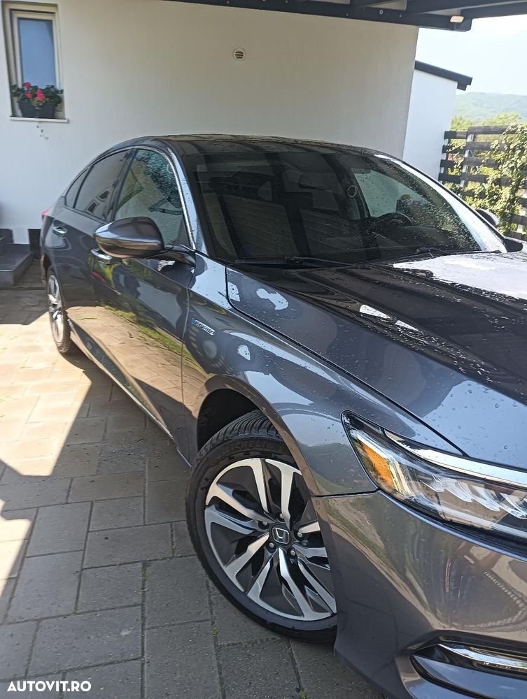 Honda Accord - 2