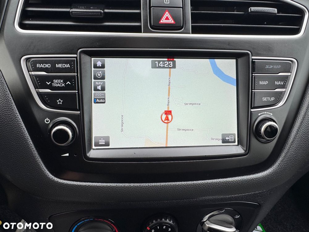 Hyundai i20 - 22