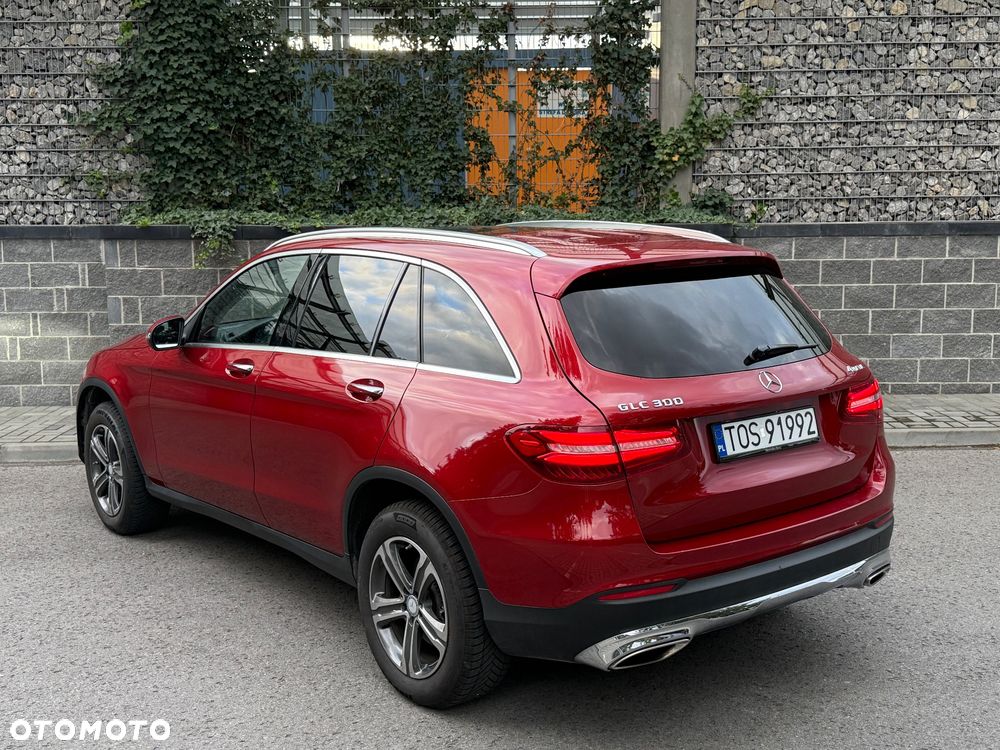 Mercedes-Benz GLC 300 4Matic 9G-TRONIC - 3