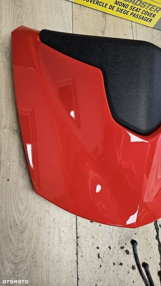 Nakładka siedzenia Can-Am Spyder RS  219400093 - 4