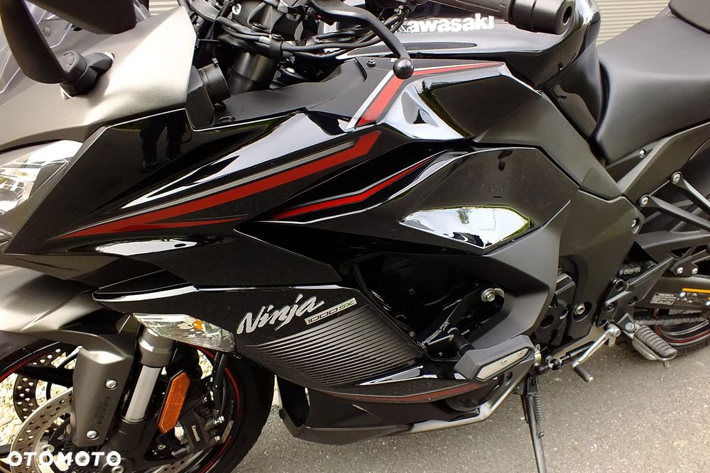 Kawasaki Ninja 1000 SX - 13