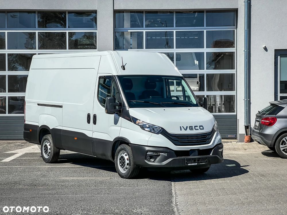 Iveco Daily 35S18H V - Furgon L3H2 silnik 3.0 180 KM Dostępny od ręki GSC Gorzów - 4