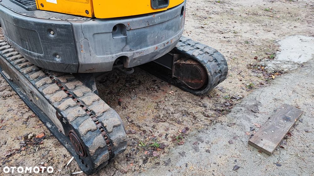 Bobcat E35, 3 łyżki - 3