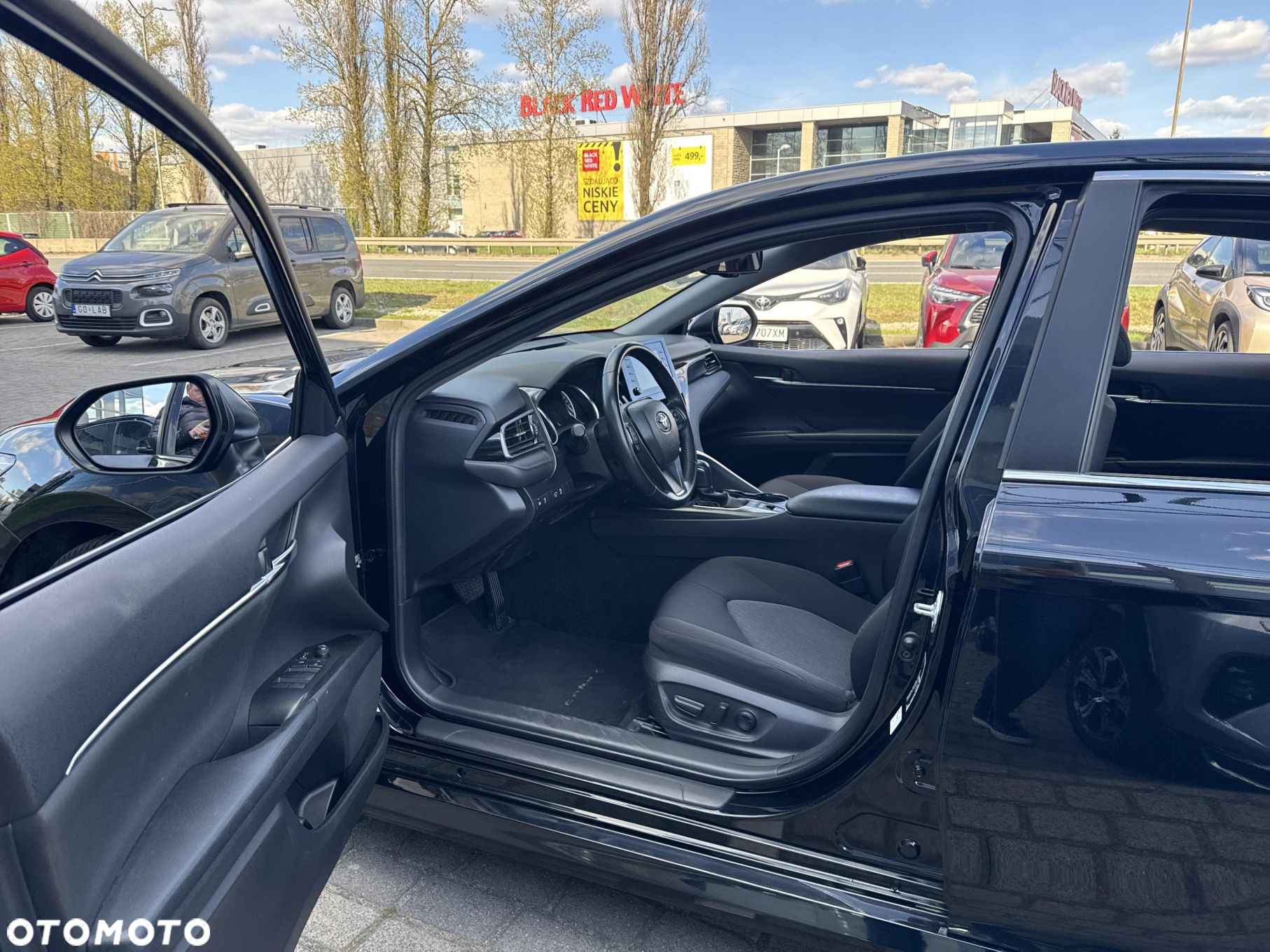 Toyota Camry - 20