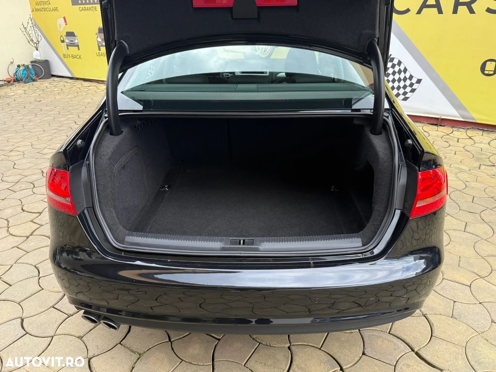 Audi A4 2.0 TDI DPF S line Sportpaket - 15
