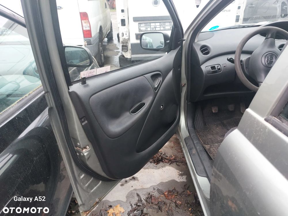 Zderzak TOYOTA YARIS I LIFT 1,0B 03R. maska,lampy,drzwi,klapa..... - 7