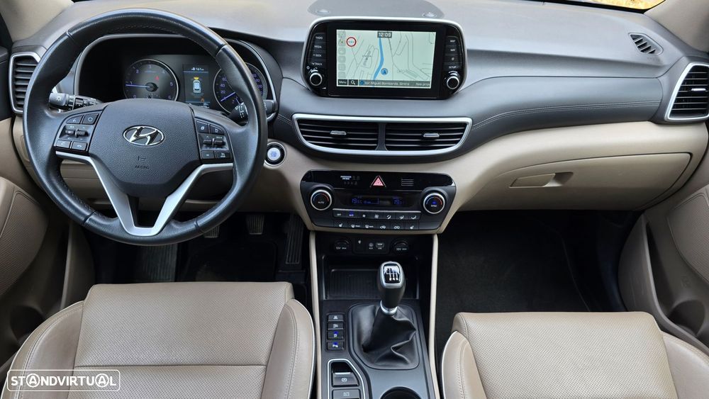 Hyundai Tucson 1.6 CRDi Premium+Pack Pele - 11
