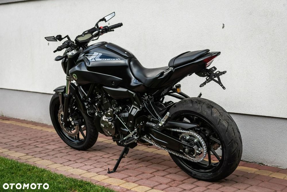 Yamaha MT - 4
