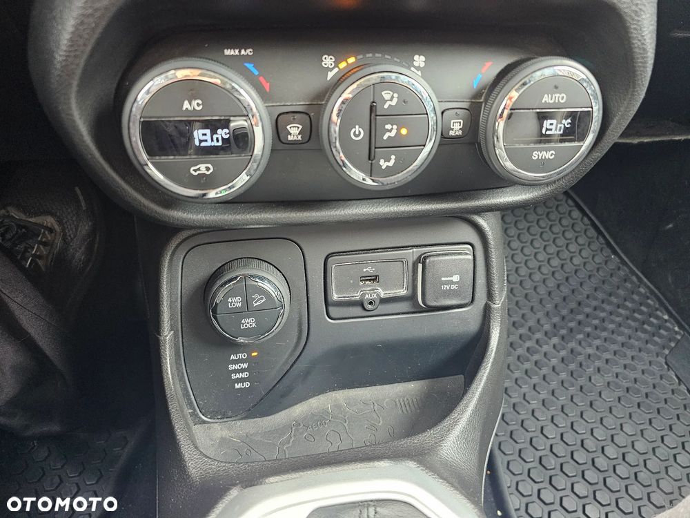 Jeep Renegade 2.0 MultiJet Active Drive Low Automatik Limited - 24