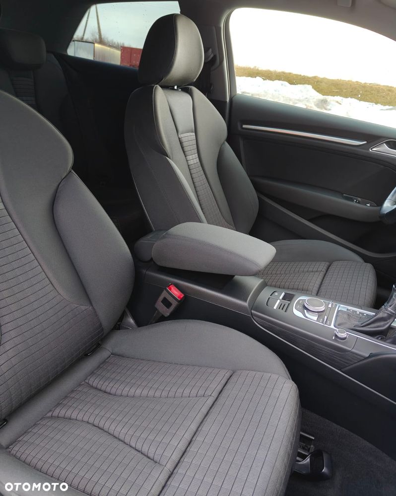 Audi A3 3-drzwiowe 1.6 TDI S tronic sport - 8