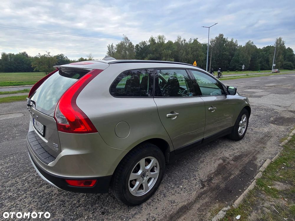 Volvo XC 60 D5 AWD Kinetic - 3