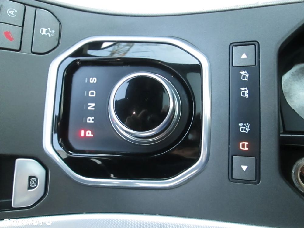 Land Rover Range Rover Evoque - 21