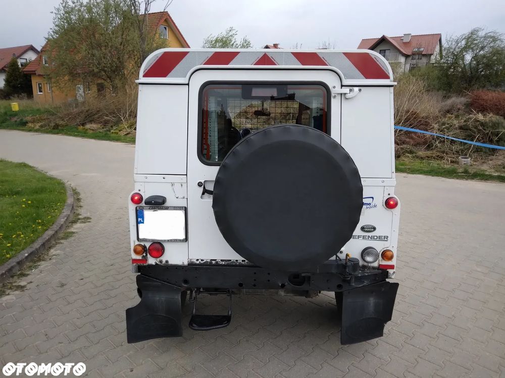 Land Rover Defender 110 2.2 TD4 E - 21