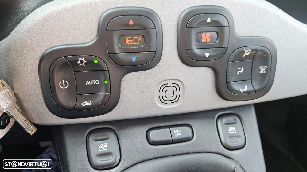 Fiat Panda 1.0 Hybrid City Cross - 9