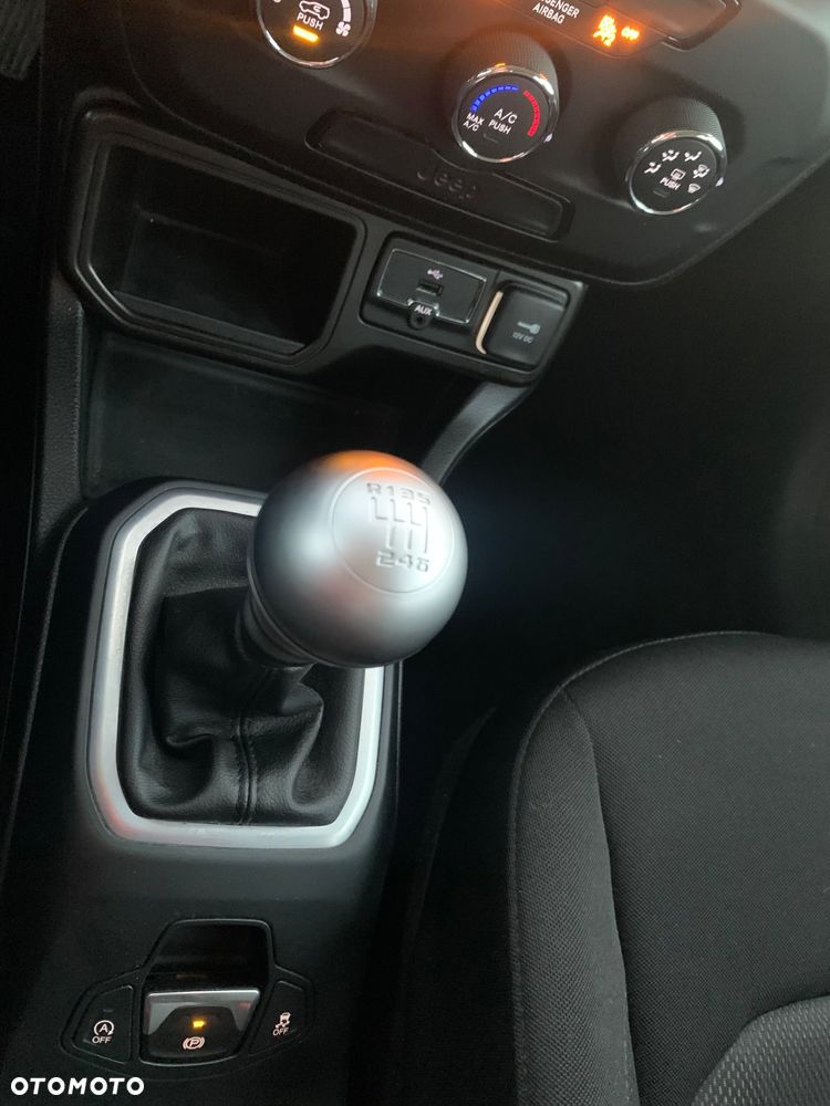 Jeep Renegade 1.0 GSE T3 Turbo Sport FWD S&S - 16