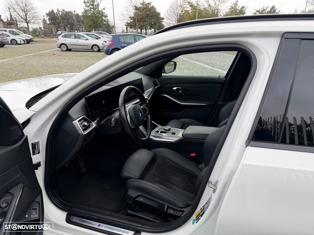 BMW 330 e Aut. M Sport - 19