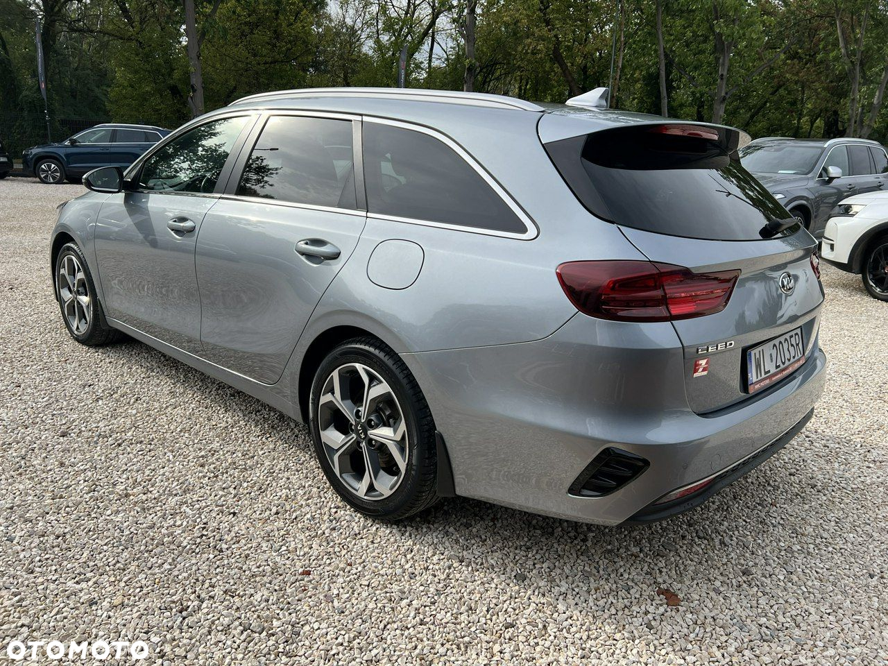 Kia Ceed 1.4 T-GDI L Business Line DCT - 24