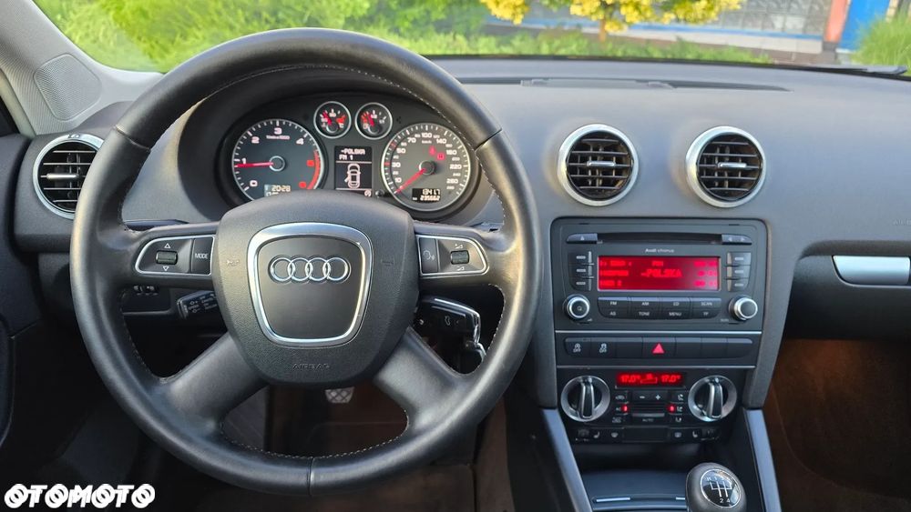 Audi A3 Sportback - 15