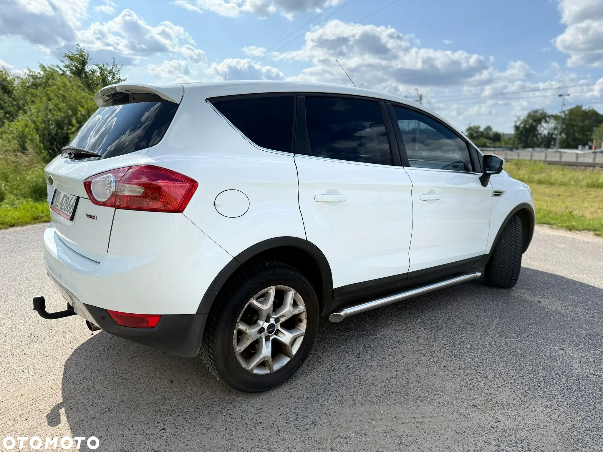 Ford Kuga - 11
