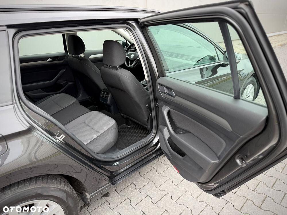 Volkswagen Passat 1.5 TSI EVO Business - 27