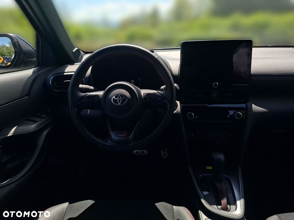 Toyota Yaris Cross Hybrid 1.5 GR Sport - 15