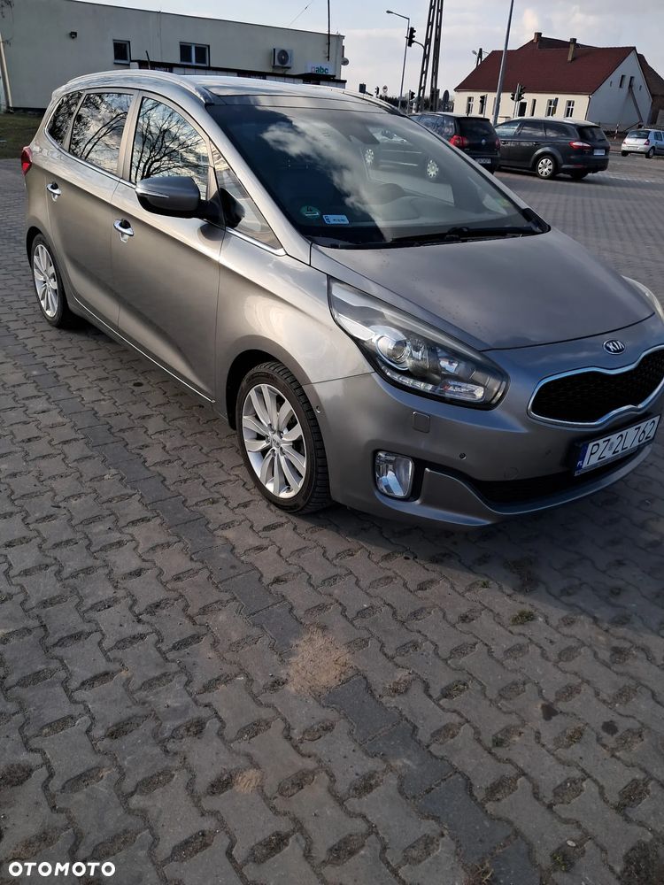 Kia Carens 1.7 CRDi XL 7os - 3