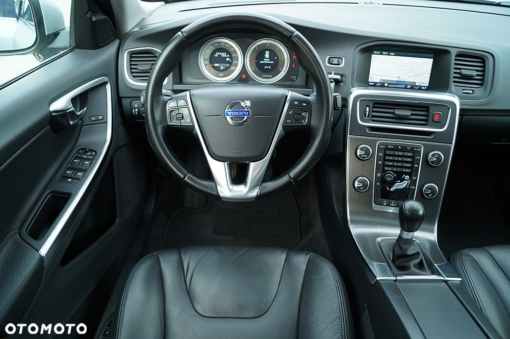Volvo S60 D5 Summum - 21