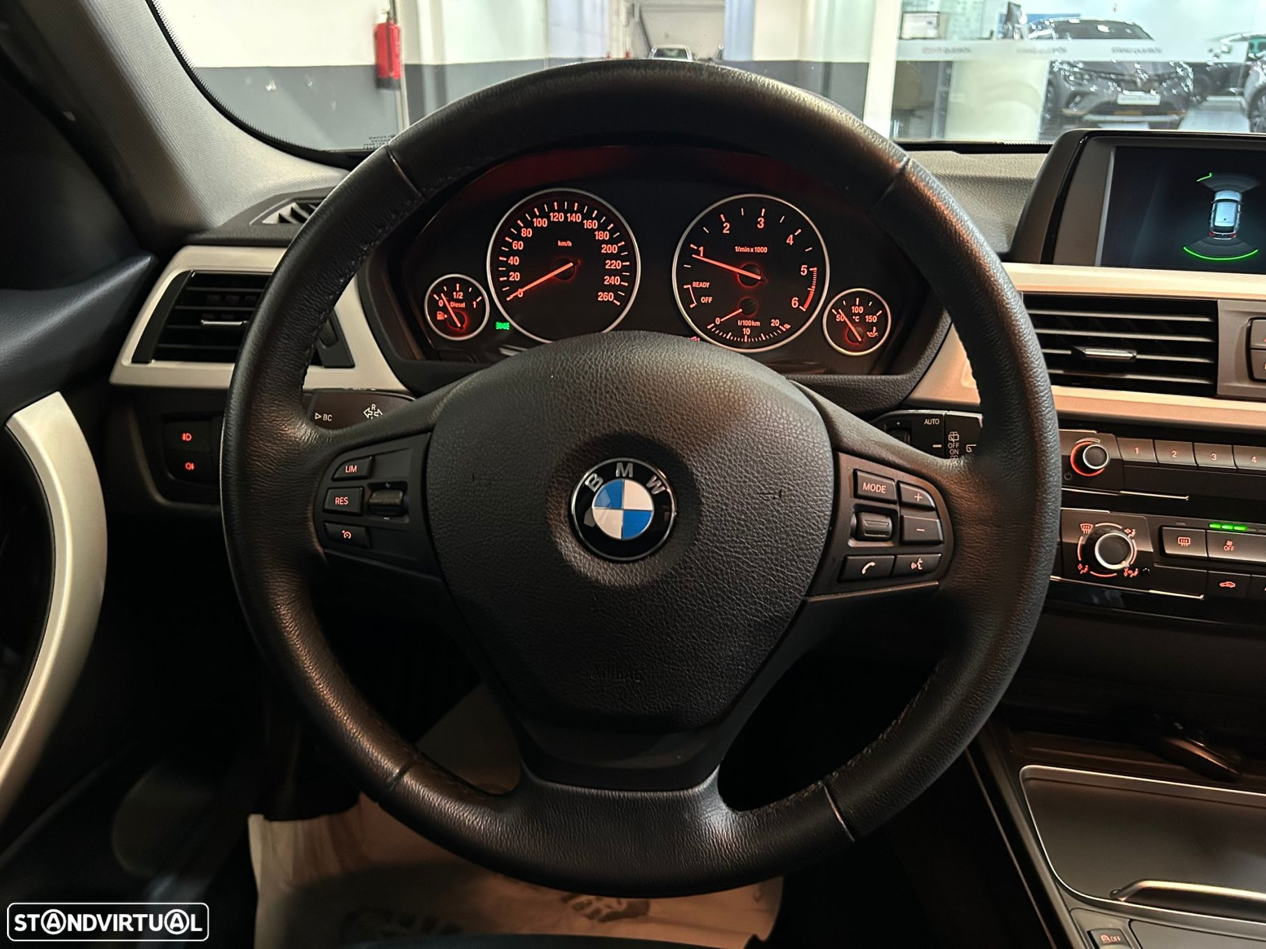 BMW 318 d Touring Auto - 22