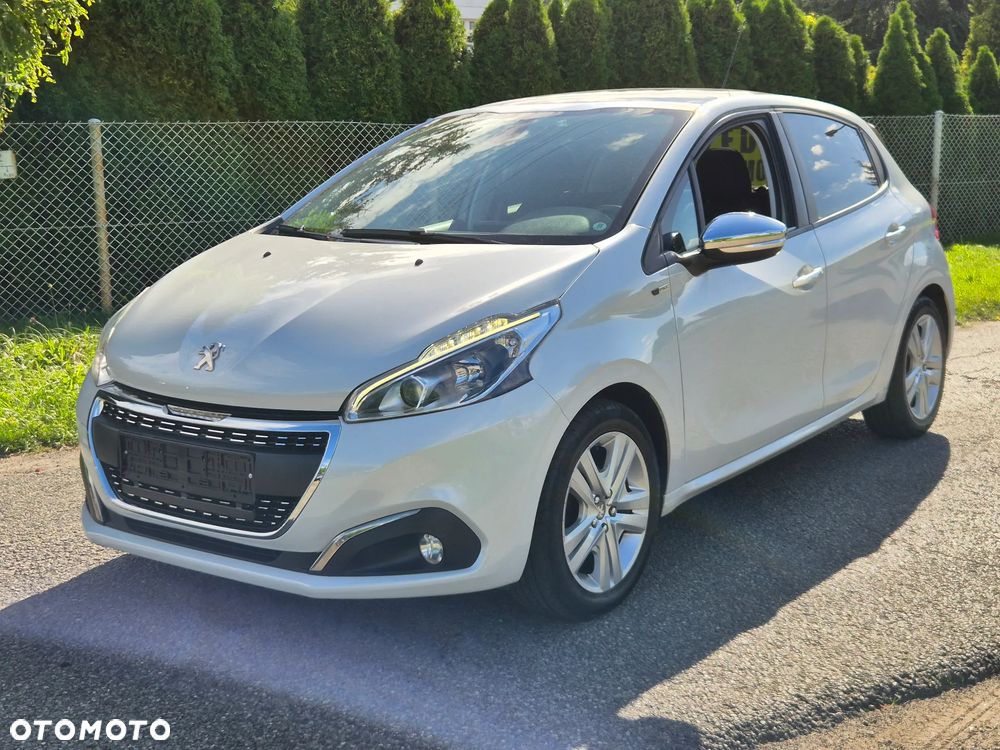 Peugeot 208 PureTech 82 Allure - 16