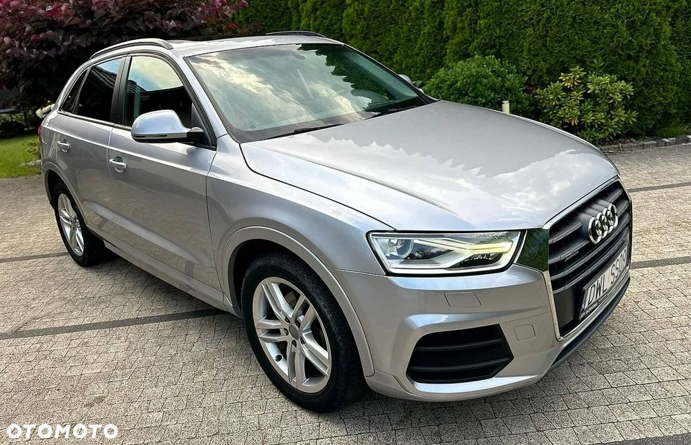 Audi Q3 - 18