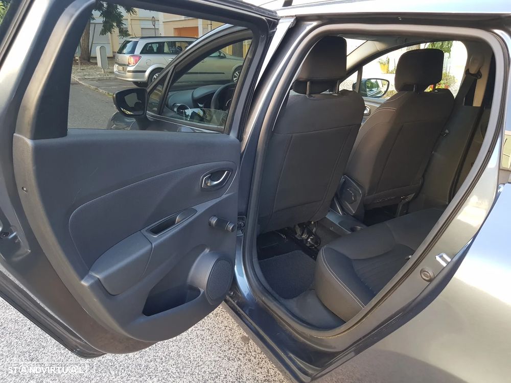 Renault Clio Sport Tourer 1.5 dCi Limited EDition - 27