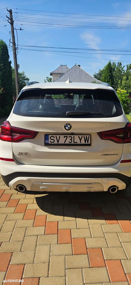 BMW X3 xDrive20d AT Luxury Line - 33