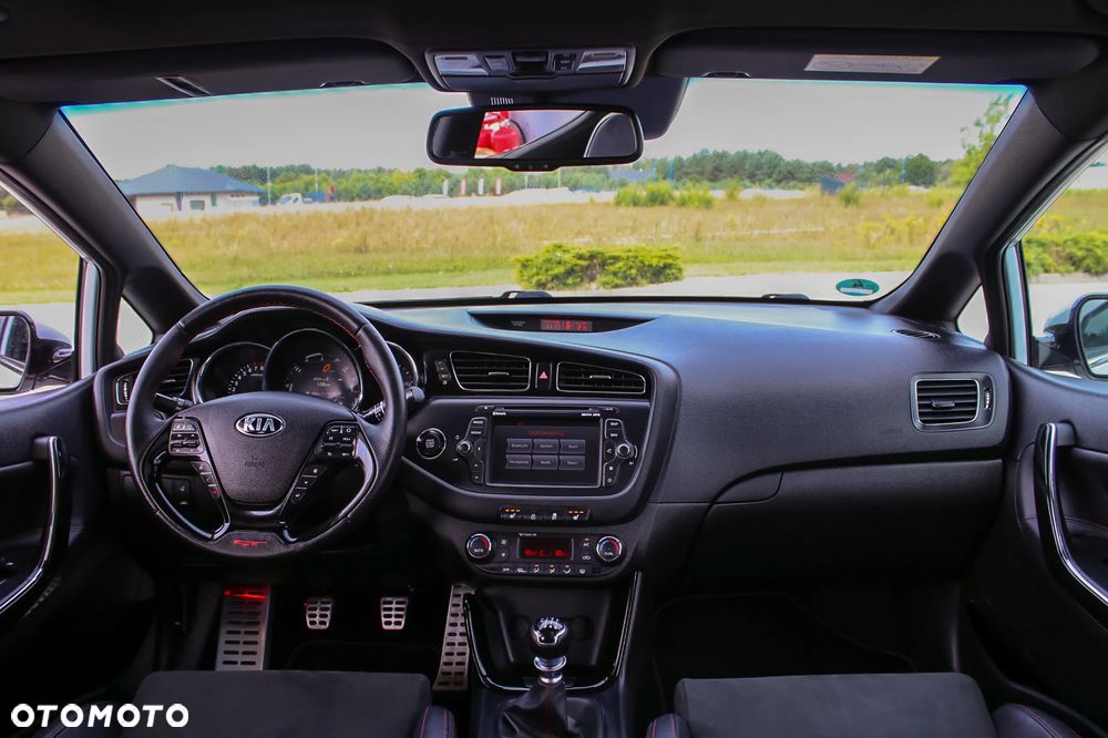 Kia Ceed 1.6 T-GDI GT-Track - 18