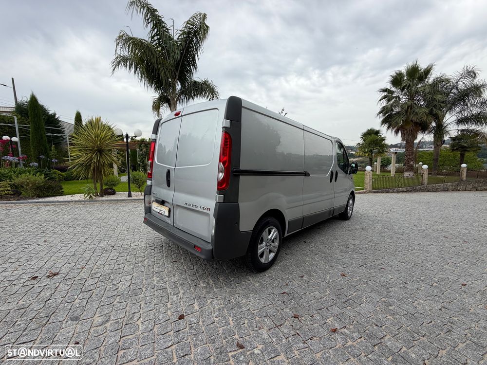 Opel Vivaro LH2 longa - 13