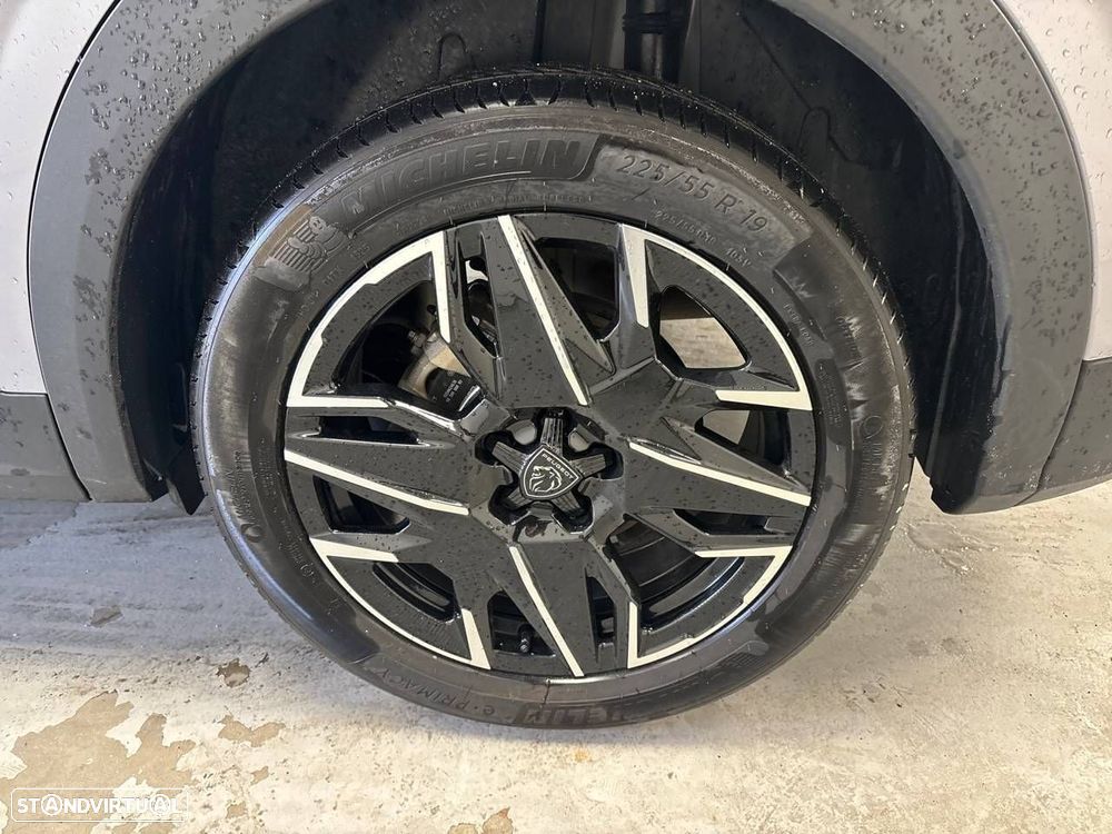Peugeot 3008 1.2 Hybrid Allure e-DCS6 - 11