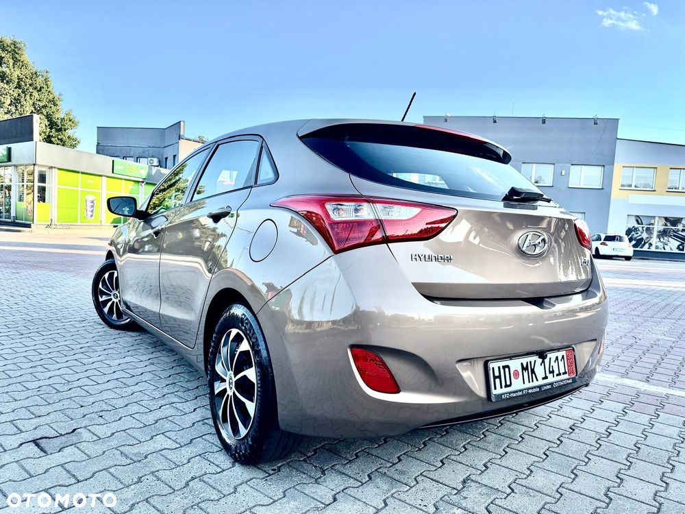 Hyundai i30 1.4 Premium - 19