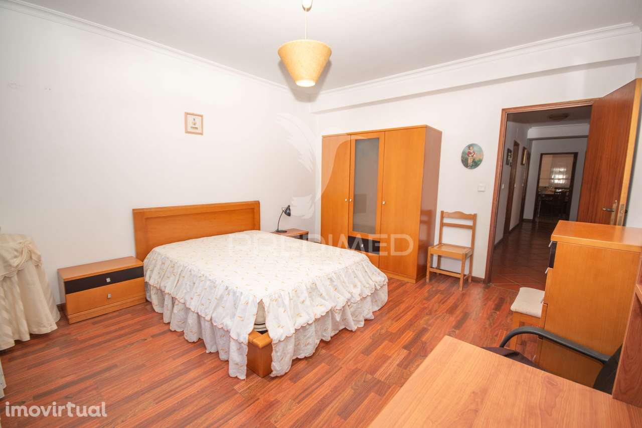 T3 com 162 m² com garagem e sótão no Bairro da Luz – Guarda - Grande imagem: 5/24