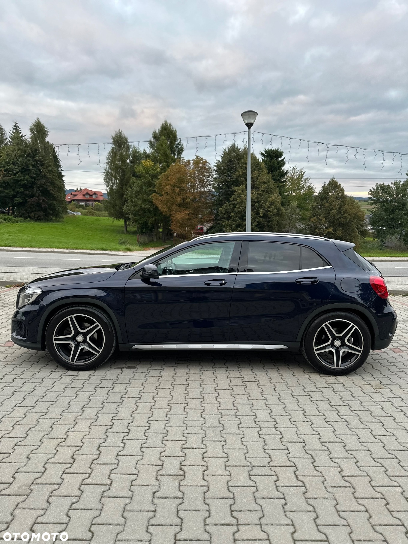 Mercedes-Benz GLA - 3