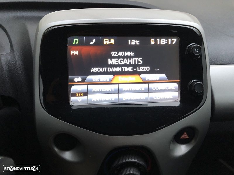 Toyota Aygo 1.0 X-Play - 14