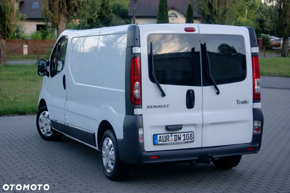 Renault TRAFIC - 16