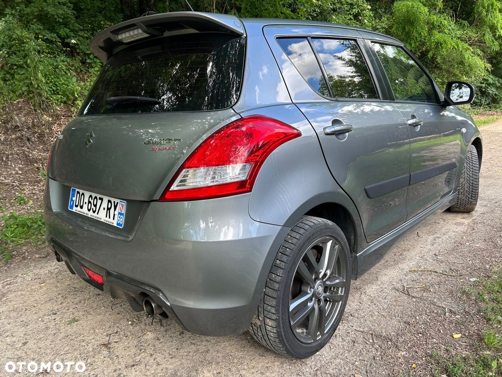 Suzuki Swift - 4