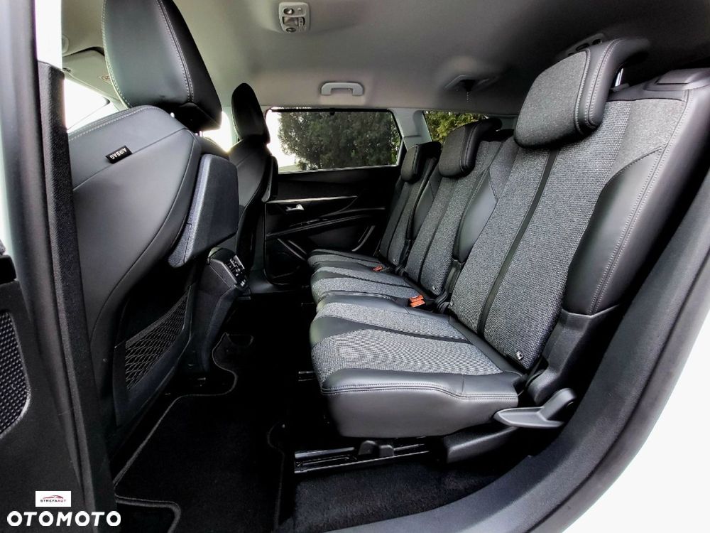 Peugeot 5008 - 31