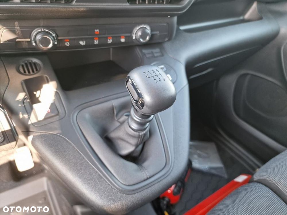 Opel Combo Van 1.2 PureTech S&S L1 - 19