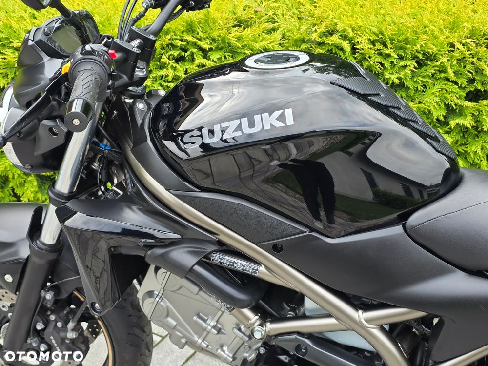 Suzuki SV - 23
