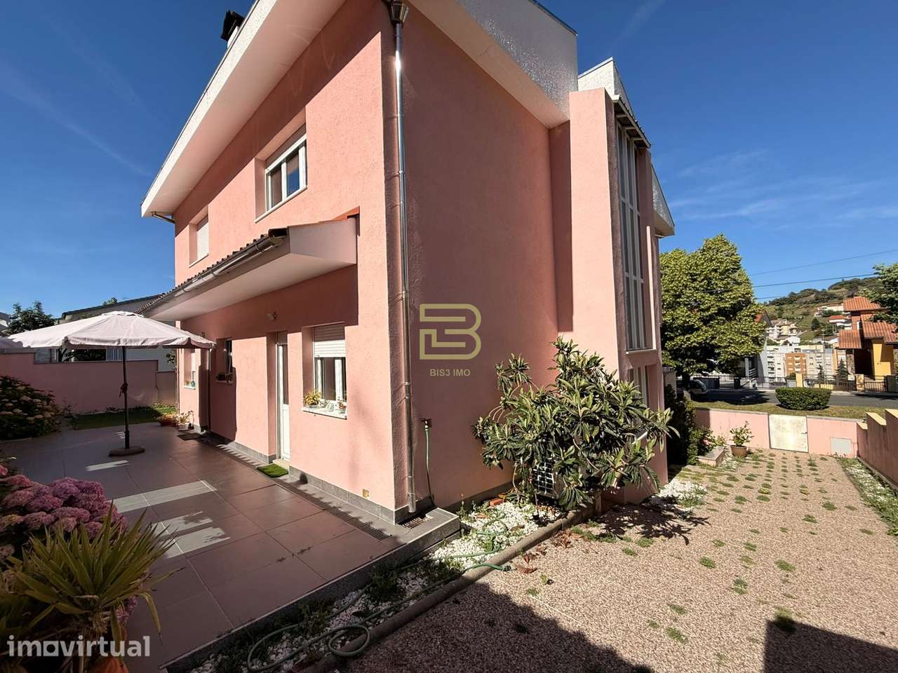 A Casa das Hortênsias | Moradia T4 com Jardim, Cozinha Regional e Exce